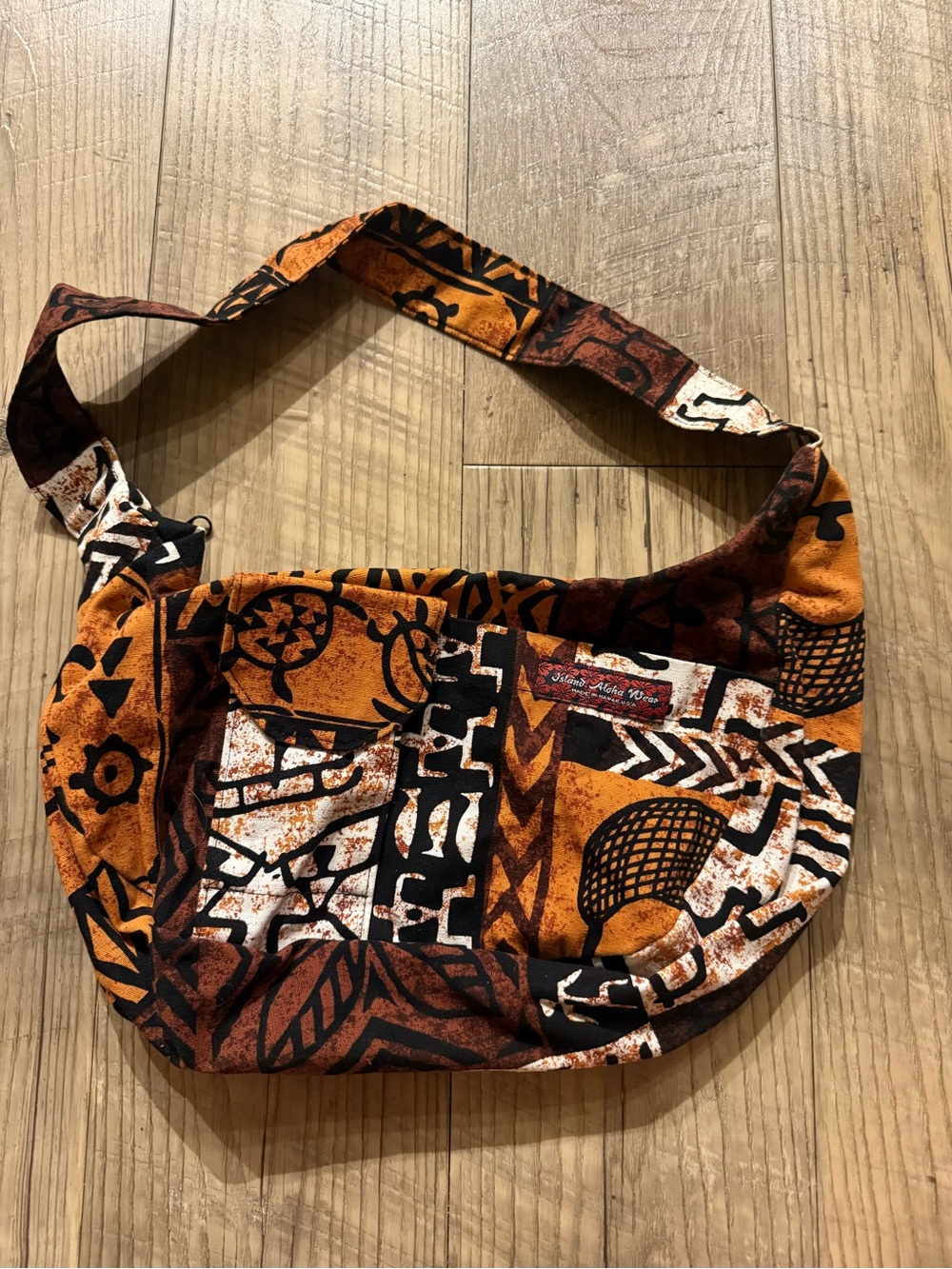 Island Aloha Wear Hawaiian Sling Bag Purse Made In Hawaii Polynesian Tapa Print